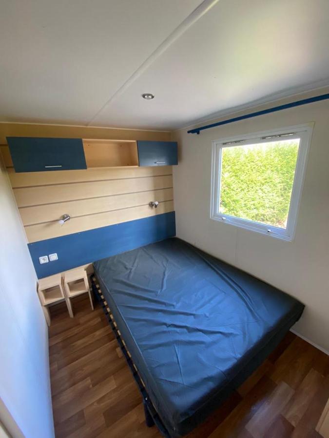 Mobil-Home Au Parc Des Roches Saint-Cheron Exterior photo